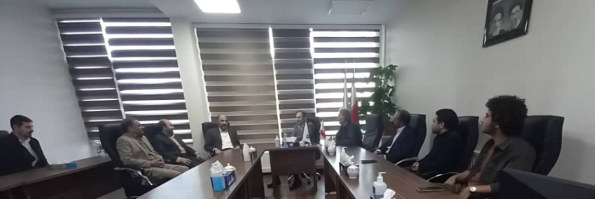 جلسه صمیمی دید و بازدید نوروزی رئیس و پرسنل سازمان توسعه و سرمایه گذاری و تبیین چشم انداز و اهداف سال ۱۴۰۴